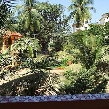 Empire Guest House Calangute Exteriör bild